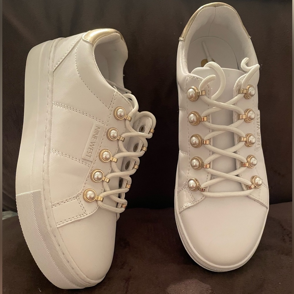 NINE WEST Women's Prance Sneaker, Used once, Size 6.5
